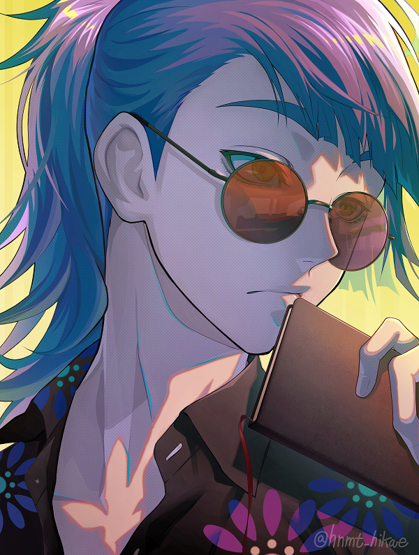 サングラスポニテ